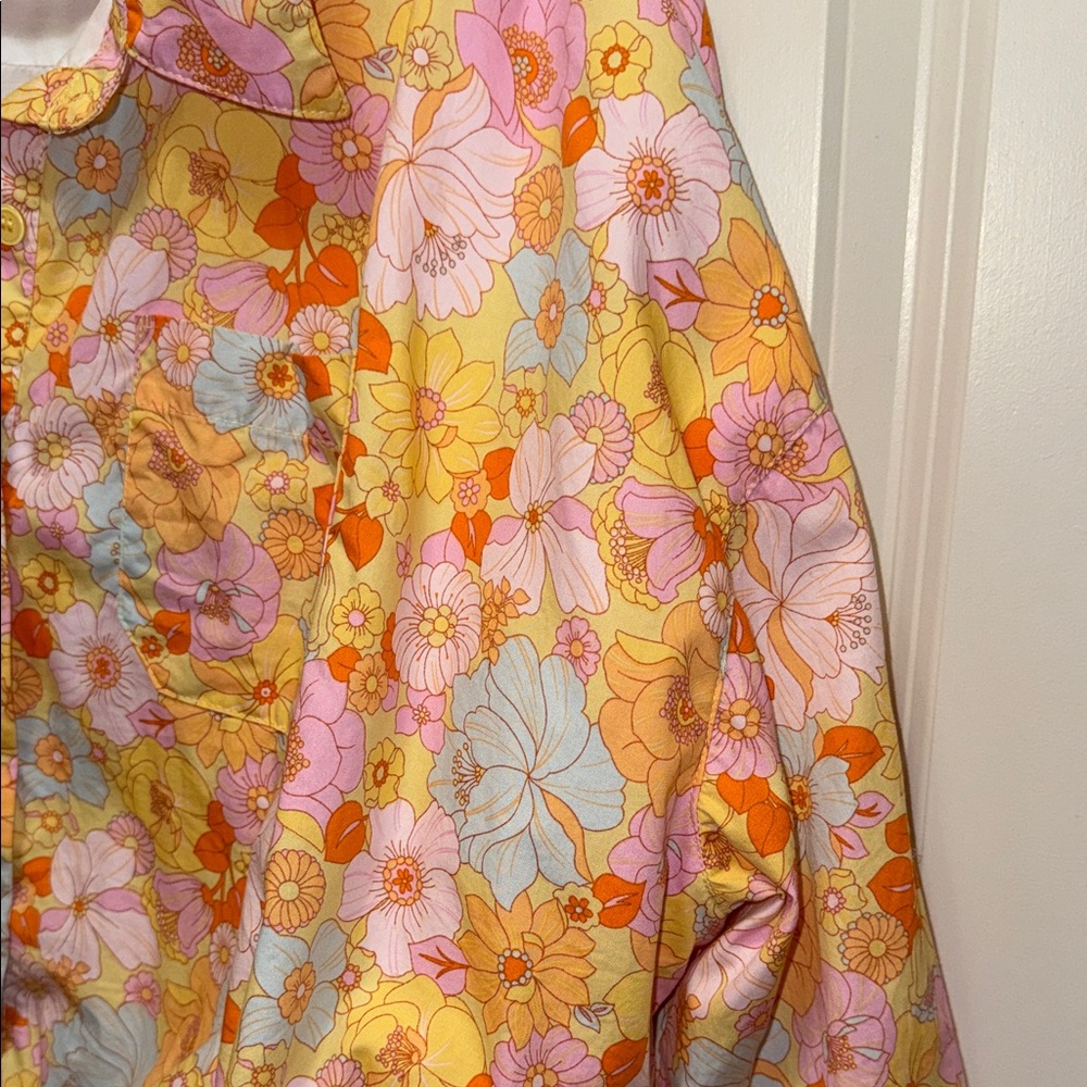 Karlie Multicolor Floral Top - Picture 8 of 11